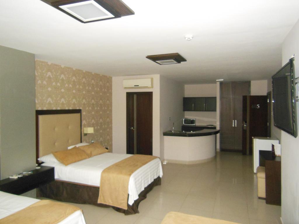 Hotel Veuxor Machala Εξωτερικό φωτογραφία